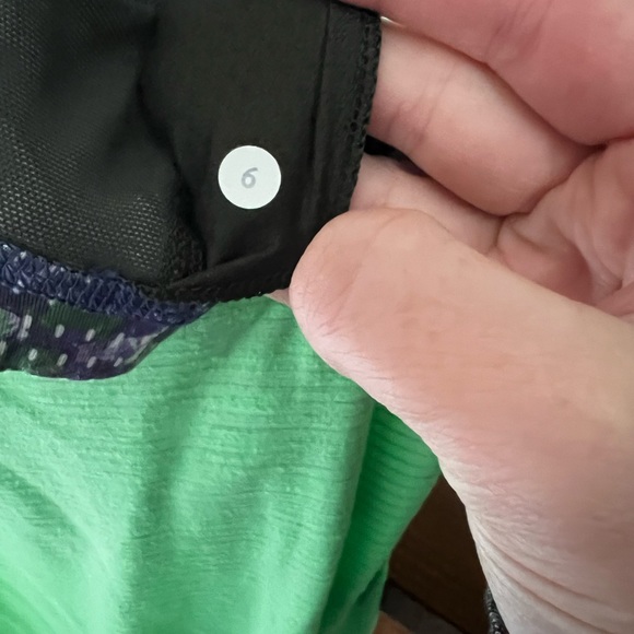 Lululemon Wild Tank Heathered Pistachio / Floral Sport White Multi - Picture 5 of 5